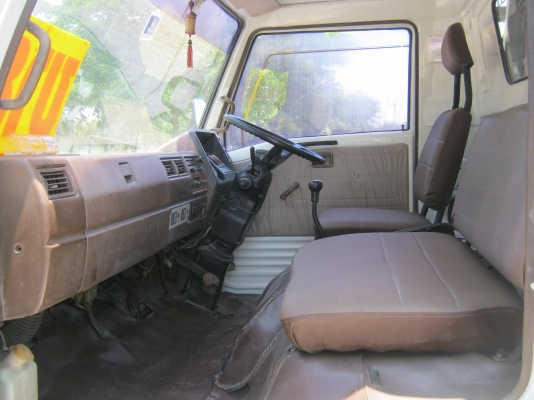 ขาย6ล้อฮีโน่ KM 779  สวยพร้อมใช้งานยาว 5.50 เมตร ห้างแท้