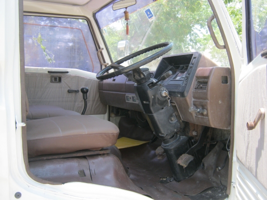 ขาย6ล้อฮีโน่ KM 779  สวยพร้อมใช้งานยาว 5.50 เมตร ห้างแท้