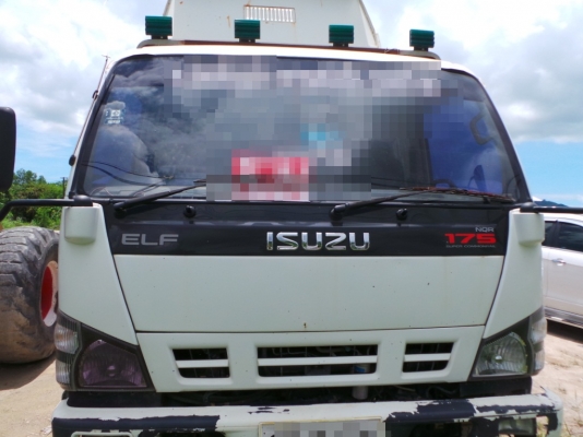 ISUZU NQR 6 ล้อดั้ม 175  แรงม้า ใช้งานมาเพียงเจ็ดหมืนกิโลเมตรค่ะ