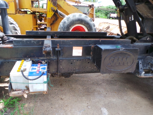 ISUZU NQR 6 ล้อดั้ม 175  แรงม้า ใช้งานมาเพียงเจ็ดหมืนกิโลเมตรค่ะ