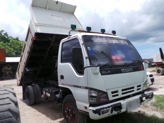 ISUZU NQR 6 ล้อดั้ม 175  แรงม้า ใช้งานมาเพียงเจ็ดหมืนกิโลเมตรค่ะ