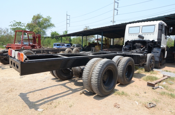 HINO โปรเฟีย 12 ล้อ 2 คานหน้า ช่วงล่าง NISSAN รถประกอบใหม่