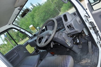 ขายรถ nissan atlas เพื่อวิ่งในโรงงาน หรือในสวน เบนซิน 2000 cc มือสองญี่ปุ่น