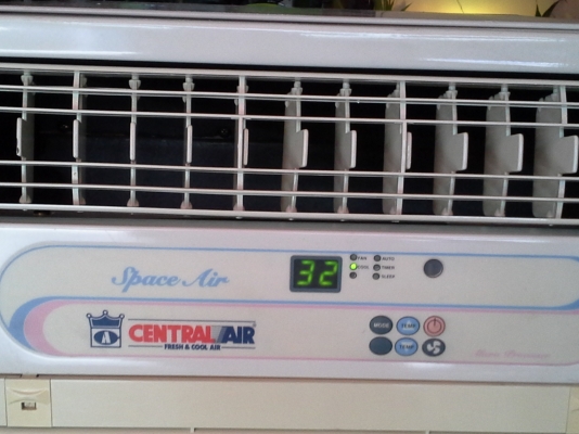 ฝากขายเครื่องปรับอากาศเคลื่อนสภาพดีมาก คอมฯเงียบ เย็นไว ประหยัดไฟจริงๆ