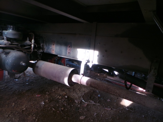 ISUZU 175 แรงม้า หัวเปลี่ยน เครื่องเดิม คัซซีสวยตลอดแนว จัดไฟแนนซ์ได้หกแสนบาทค่ะ ISUZU 175 แรงม้า หัวเปลี่ยน เครื่องเดิม คัซซีสวยตลอดแนว จัดไฟแนนซ์ได้หกแสนบาทค่ะ