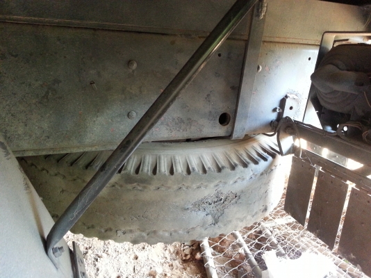 ISUZU 175 แรงม้า หัวเปลี่ยน เครื่องเดิม คัซซีสวยตลอดแนว จัดไฟแนนซ์ได้หกแสนบาทค่ะ ISUZU 175 แรงม้า หัวเปลี่ยน เครื่องเดิม คัซซีสวยตลอดแนว จัดไฟแนนซ์ได้หกแสนบาทค่ะ