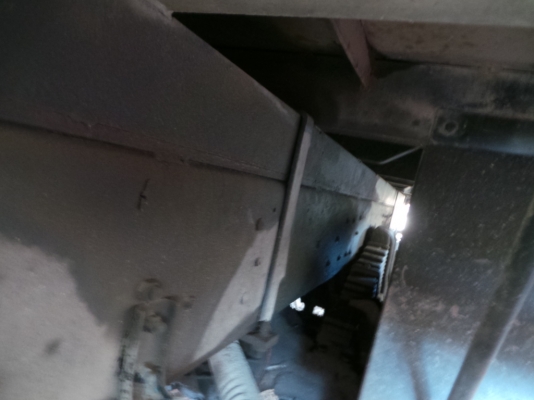 ISUZU 175 แรงม้า หัวเปลี่ยน เครื่องเดิม คัซซีสวยตลอดแนว จัดไฟแนนซ์ได้หกแสนบาทค่ะ ISUZU 175 แรงม้า หัวเปลี่ยน เครื่องเดิม คัซซีสวยตลอดแนว จัดไฟแนนซ์ได้หกแสนบาทค่ะ