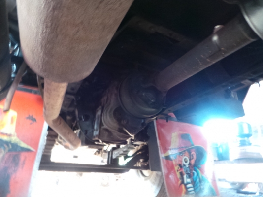 ISUZU 175 แรงม้า หัวเปลี่ยน เครื่องเดิม คัซซีสวยตลอดแนว จัดไฟแนนซ์ได้หกแสนบาทค่ะ ISUZU 175 แรงม้า หัวเปลี่ยน เครื่องเดิม คัซซีสวยตลอดแนว จัดไฟแนนซ์ได้หกแสนบาทค่ะ