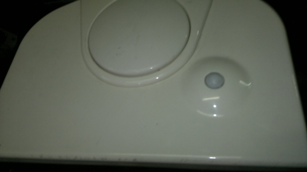 ขายเครื่องทำน้ำร้อน+เย็น มีเครื่องกรองroในตัวมีถัง3ใบในตัว