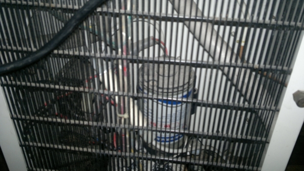 ขายเครื่องทำน้ำร้อน+เย็น มีเครื่องกรองroในตัวมีถัง3ใบในตัว