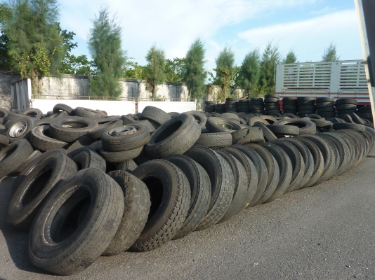 ยางเก่าญี่ปุ่นตามสภาพทุกขนาดจำนวนมาก