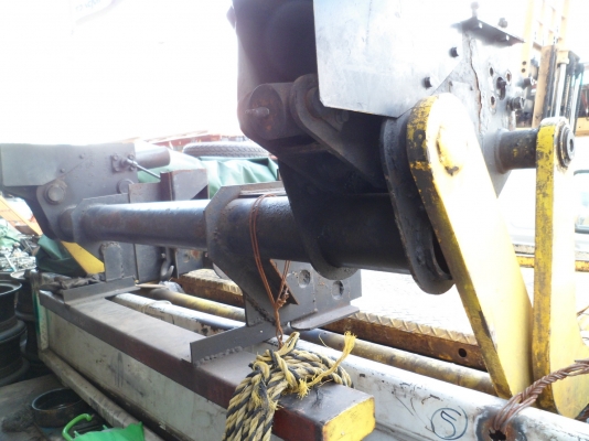 ขายลิฟต์ฝาท้ายไฮดรอลิค พร้อมมอเตอร์ - รีโมท