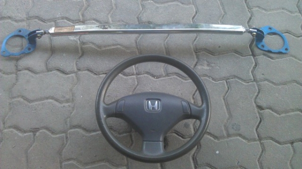 ขาย ค้ำโซ๊ค ญี่ปุ่น พวงมาลัย HONDA รวม 2 อย่าง 1500 บาท