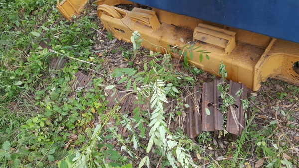 ขายตามสภาพ แบคโฮ KOMATSU PC20-6 ไม่มีปั้มไฮดรอริค ไม่มีตัวเดิน 1 ข้าง ขายตามสภาพนี้ ซื้อได้ค่อยโทรมาครับ
