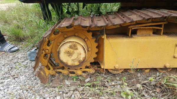 ขายตามสภาพ แบคโฮ KOMATSU PC20-6 ไม่มีปั้มไฮดรอริค ไม่มีตัวเดิน 1 ข้าง ขายตามสภาพนี้ ซื้อได้ค่อยโทรมาครับ