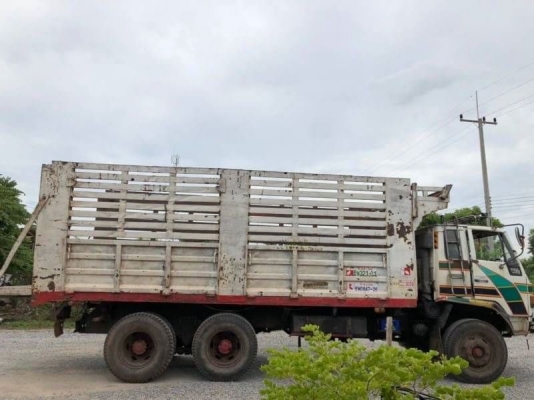 มาใหม่ อีกคัน 535,000 บาท ISUZU ROCKY 240 แรง 2 เพลา สโลว์กลาง (มีระบบลากจูง) เครื่อง 6SA1-Turbo-240 แรง หัวบางเดิม ยางดี คัสชีสวย เอกสารเล่มทะเบียน  รถอยู่  นครปฐม โทร 0610710295  สนใจ รายการสินค้า อื่นๆ ที่ เว็ปไชค์ Truck2Hand https://www.truck2hand.com