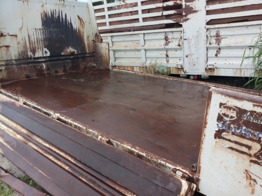 กระบะอั้มสามมิตร พร้อมอุปกรณ์ ยกลงจาก 6 ล้อ อีซุซุ 240 กระบะอั้มสามมิตร พร้อมอุปกรณ์ ยกลงจาก 6 ล้อ อีซุซุ 240