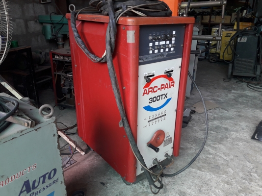 เครื่องเชื่อมอาร์ก้อนญี่ปุ่น ฮิตาชิ AC/DC 300TX สภาพสวย