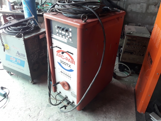 เครื่องเชื่อมอาร์ก้อนญี่ปุ่น ฮิตาชิ AC/DC 300TX สภาพสวย