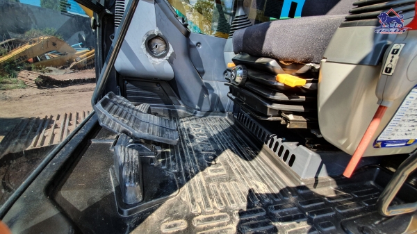 ขาย KOMATSU PC200LC-8M0 บูมยาว ใช้งานเพียง 3 พันชั่วโมง สภาพนางฟ้า