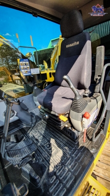 ขาย KOMATSU PC200LC-8M0 บูมยาว ใช้งานเพียง 3 พันชั่วโมง สภาพนางฟ้า