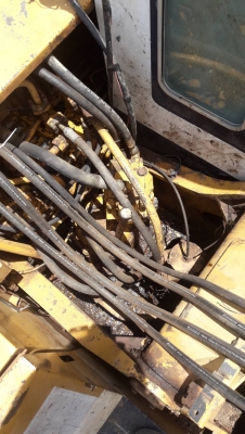 รถขุด KOMATSU PC100-3L