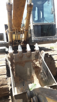 รถขุด KOMATSU PC100-3L