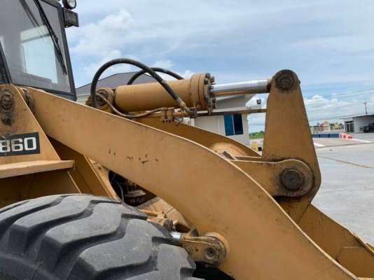 รถตัดล้อยาง ต่อแขนเปิดปากแล้ว รถโรงสี สภาพเก่านอก T.C.M.860-2เครื่องดีพร้อมใช้งาน ยางสวย