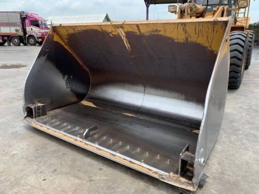 รถตัดล้อยาง ต่อแขนเปิดปากแล้ว รถโรงสี สภาพเก่านอก T.C.M.860-2เครื่องดีพร้อมใช้งาน ยางสวย