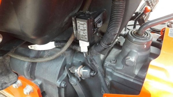ขายด่วน KUBOTA L4018 - 4WD ปี 60 รถสวยเดิมๆ อุปกรณ์ครบ มีใบดัน,ผานพรวน 5 ใช้งาน 1,250 ชม. เครื่องแรง