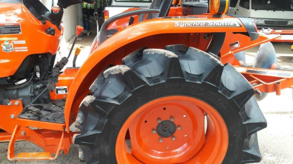 ขายด่วน KUBOTA L4018 - 4WD ปี 60 รถสวยเดิมๆ อุปกรณ์ครบ มีใบดัน,ผานพรวน 5 ใช้งาน 1,250 ชม. เครื่องแรง ขายด่วน KUBOTA L4018 - 4WD ปี 60 รถสวยเดิมๆ อุปกรณ์ครบ มีใบดัน,ผานพรวน 5 ใช้งาน 1,250 ชม. เครื่องแรง