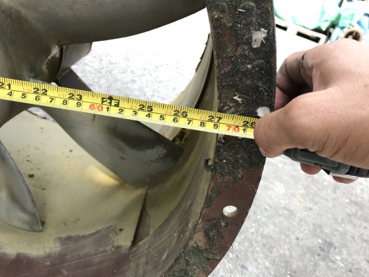 ( เหลือ 2ตัวครับ )ขายพัดลมโบลท่อดูด-เป่าอากาศ TIW new Vro 5HP. 380V made in Japan สภาพสวย ใบพัดอลูมิเนียมหนา โครงสร้างแข็งแรง หมุนนิ่ม พร้อมใช้งาน มี 4ชุดครับ ราคาชุดละ 12,500 บาท