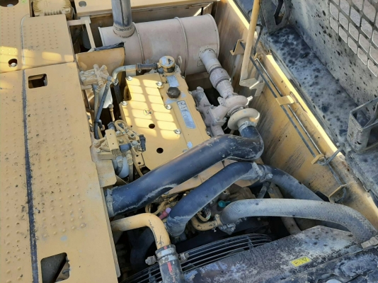 ขาย 320D ทำงาน 9,XXX กว่าชั่วโมง เอกสารใบอินวอย รถพร้อมใช้