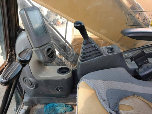 ขาย 320D ทำงาน 9,XXX กว่าชั่วโมง เอกสารใบอินวอย รถพร้อมใช้