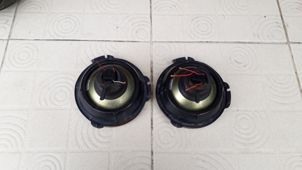 โคมไฟหน้าทรงกลม Koito H4 ขนาด7นิ้ว แท้จากญี่ปุ่น