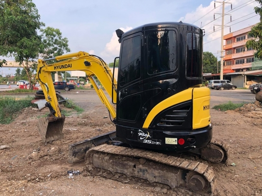 ฮุนไดเก่าไทยก็มีน้าาาาา....  HYUNDAI 35Z-7A ตู้เก๋งแอร์เย็น   เครื่องเสียงCDขาดแต่ไมค์คาราโอเกะ  แต่มีไลน์หัวเจาะ สีสวยเดิมๆ  ราคาเหลือเพียวๆแค่ 500,000 บาทถ้วนเท่านั้น สนใจโทร 081-989-1989 หรั่งครับ