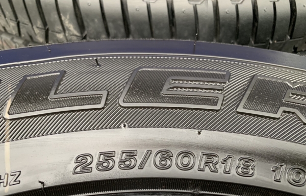 ล้อแม็กป้ายแดง ISUZU D-max STEALTH ขอบ 18 รุ่นใหม่ล่าสุด พร้อมยางใหม่ป้ายแดง 255-60-18 Bridgestone ปี 19 สวยกริ๊บ