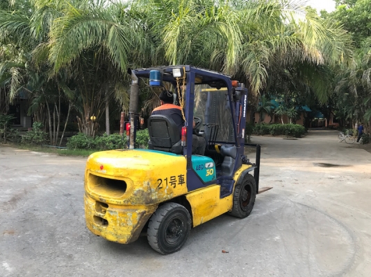 ขายFORKLIFT KOMATSU FD30-12(3ตัน) เสา3.0เมตร สวยเดิมจากญี่ปุ่น ยังไม่เคยใช้ในไทย 235,000เท่านั้น!!