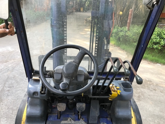 ขายFORKLIFT KOMATSU FD30-12(3ตัน) เสา3.0เมตร สวยเดิมจากญี่ปุ่น ยังไม่เคยใช้ในไทย 235,000เท่านั้น!!