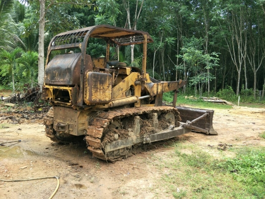 ขายKOMATSU D50S-15 ห้องเลี้ยวแห้งราคา 195,000