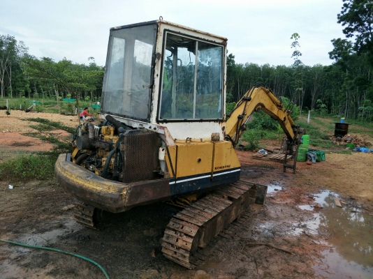 ขายKOMATSU PC30-5 หัวคีปพร้อมบุ้งกี๋ราคา 180,000
