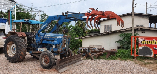 ขายรถไถ FORD 5000(77) เกียร์และท้าย6600  อุปกรณ์ 3ชิ้น ดันหน้า+คีบ+ผาน6 ทะเบียนพร้อมโอน  ราคา 235,000บาท สนใจโทรสอบถามได้ครับ #สามย่านแทรคเตอร์ อ.แกลง ระยอง โทร/ไลน์ 0897489639 ,0899347475