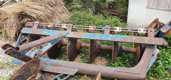 ขายรถไถ FORD 5000(77) เกียร์และท้าย6600 อุปกรณ์ 3ชิ้น ดันหน้า+คีบ+ผาน6 ทะเบียนพร้อมโอน ราคา 235,000บาท สนใจโทรสอบถามได้ครับ #สามย่านแทรคเตอร์ อ.แกลง ระยอง โทร/ไลน์ 0897489639 ,0899347475 ขายรถไถ FORD 5000(77) เกียร์และท้าย6600 อุปกรณ์ 3ชิ้น ดันหน้า+คีบ+ผาน6 ทะเบียนพร้อมโอน ราคา 235,000บาท สนใจโทรสอบถามได้ครับ #สามย่านแทรคเตอร์ อ.แกลง ระยอง โทร/ไลน์ 0897489639 ,0899347475