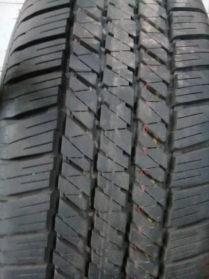 ล้อ.Toyota Hailux Revo Rocco สีทูโทน ติดยาง Bridgestone HT 265/60R18ปี3518 สนใจสอบถามได้ครับ