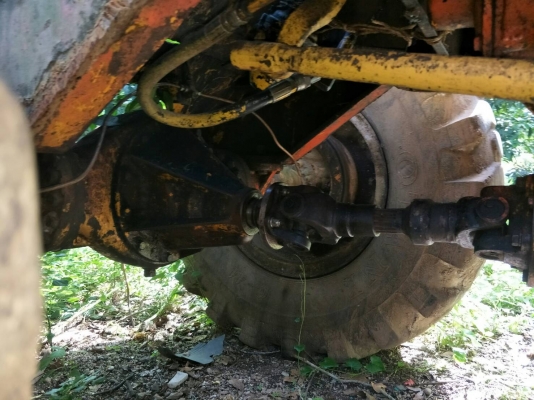 ขายรถล้อยางKOMATSU JH63 ต่อแขนแล้วราคา 160,000 ขายรถล้อยางKOMATSU JH63 ต่อแขนแล้วราคา 160,000
