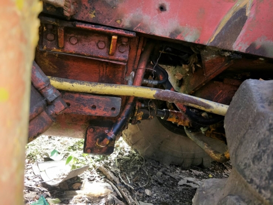 ขายรถล้อยางKOMATSU JH63 ต่อแขนแล้วราคา 160,000 ขายรถล้อยางKOMATSU JH63 ต่อแขนแล้วราคา 160,000