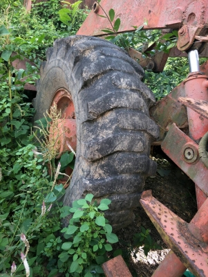 ขายรถล้อยางKOMATSU JH63 ต่อแขนแล้วราคา 160,000 ขายรถล้อยางKOMATSU JH63 ต่อแขนแล้วราคา 160,000
