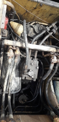 มีVDOขาย KOMATSU PC200-3 ราคา 230,000