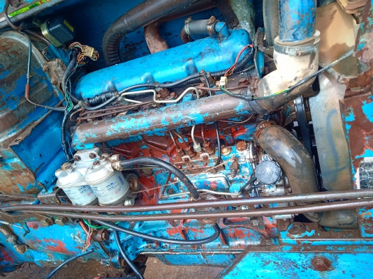 ขายฟอร์ด 6600 เสื้อลาย ขายฟอร์ด 6600 เสื้อลาย