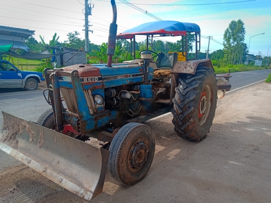 ขายฟอร์ด 6600 เสื้อลาย